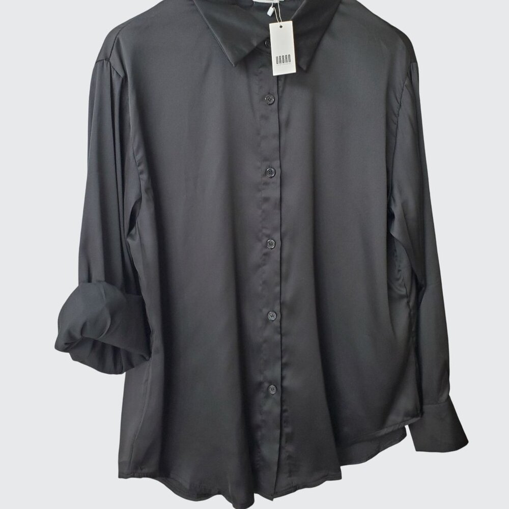 NWT Urban Contenders Black Button-Down Long Sleeve Shirt For Women Size Large